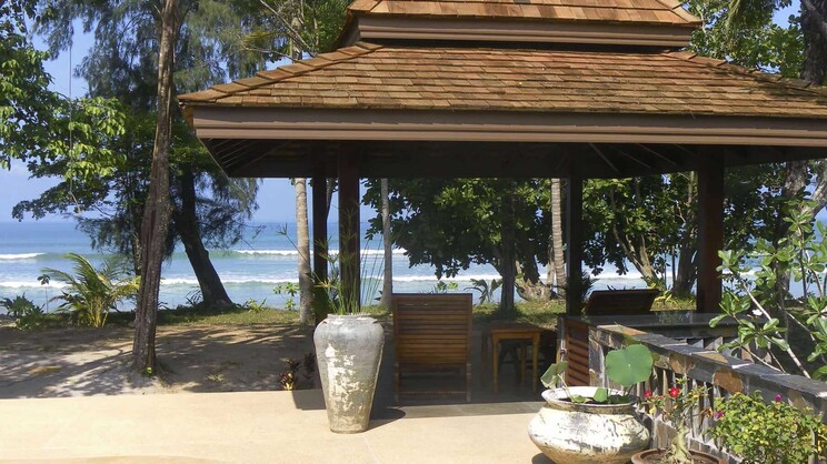 Koh Jum Beach Villas